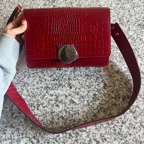 RARE AUTHENTIC MAISON HÉRITAGE COW LEATHER RED CROSSBODY PURSE ❤️ NWT !!! - Picture 9 of 15